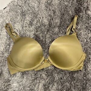 Victoria's Secret Green Satin Bra